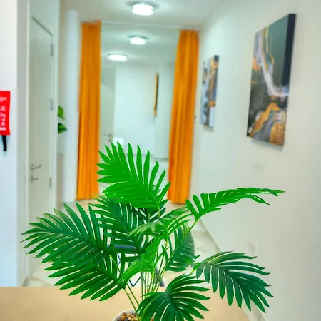 Charming And Bright One Bedroom Cpac2-1 *