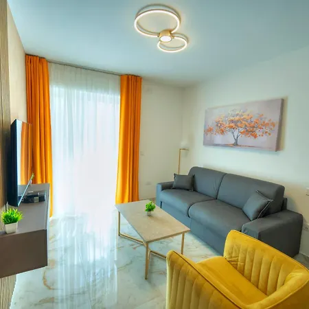 Charming And Bright One Bedroom Cpac2-1